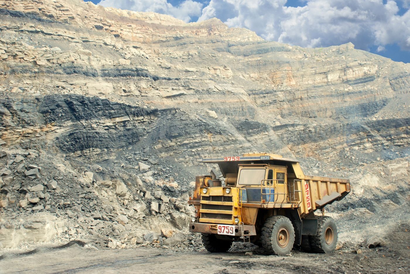 WAHI Minerals